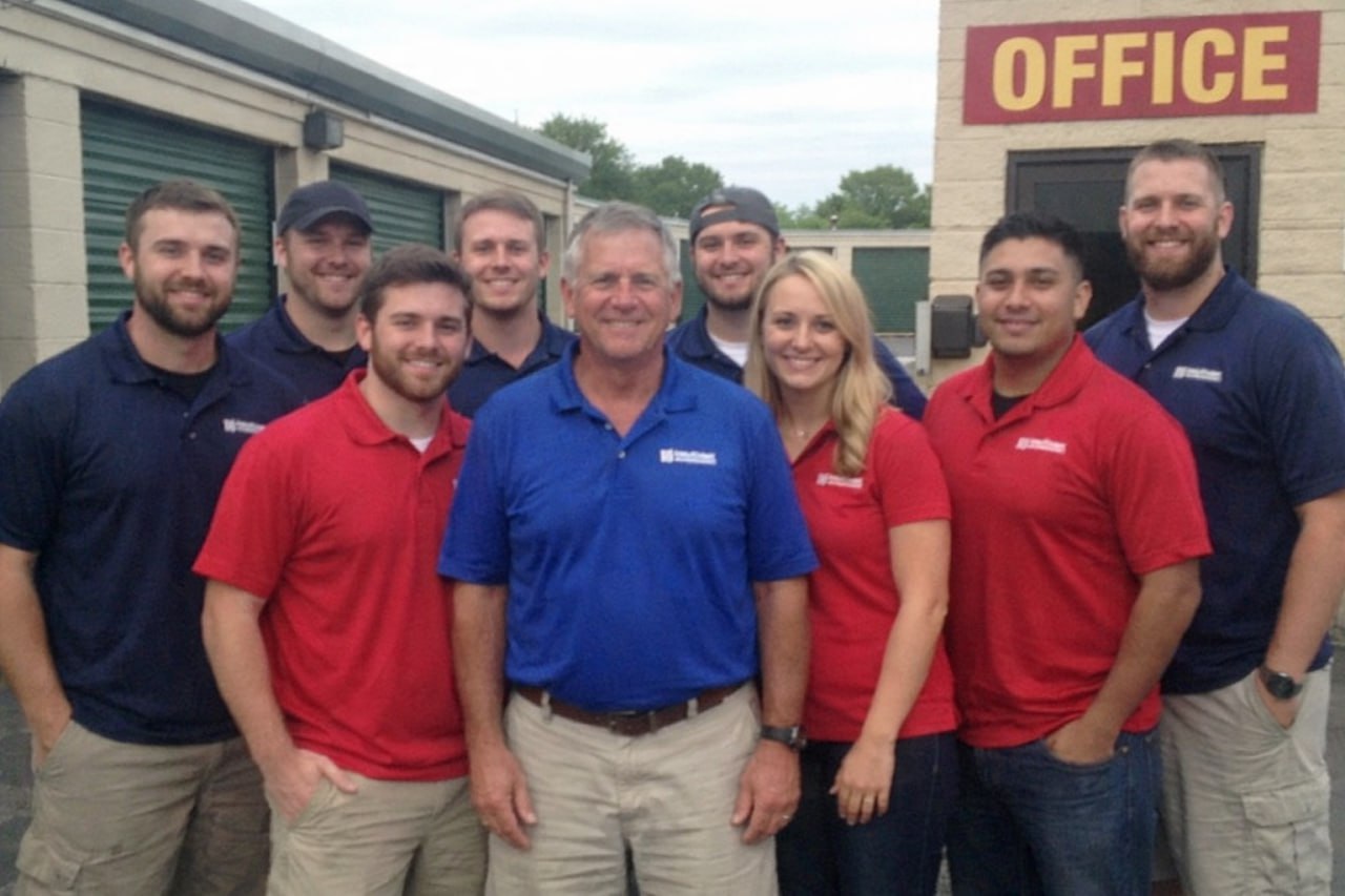 Water damage restoration professionals in East Orange, NJ